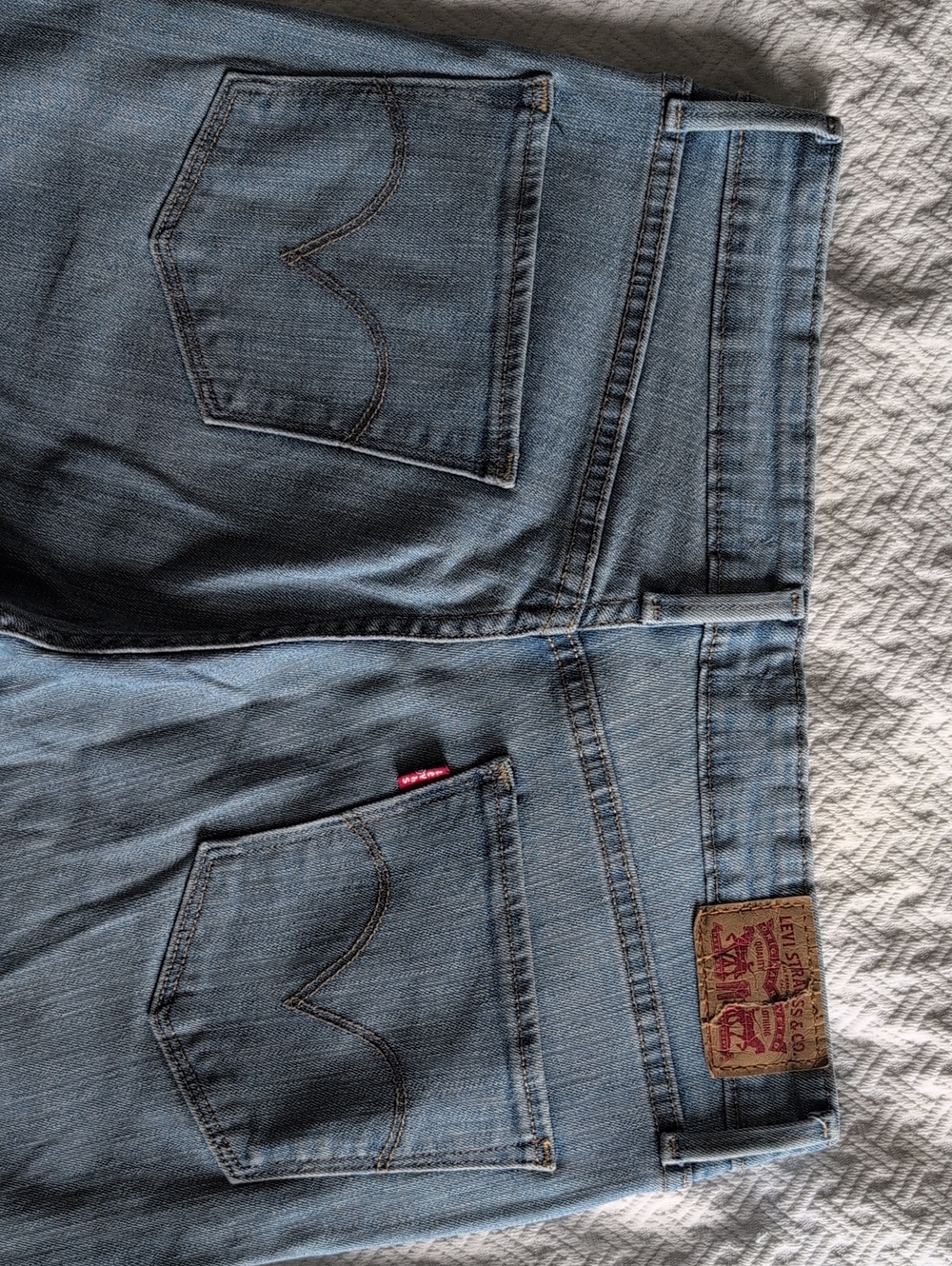 Levi's | Light Blue Mid Rise Skinny Jeans - Picture 6 of 6
